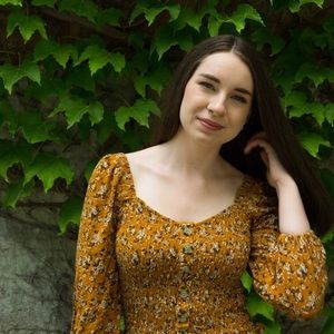 Meet your Posher, Bella